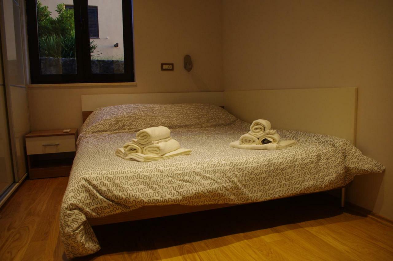 Apartment Verano Njivice Εξωτερικό φωτογραφία
