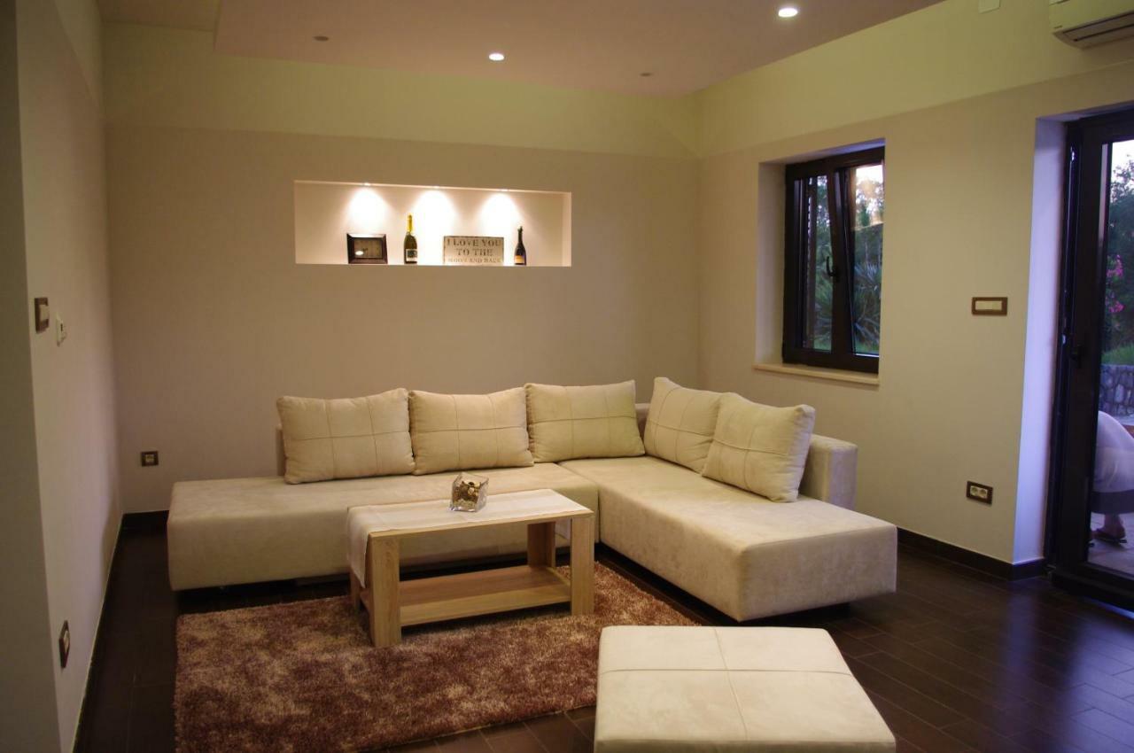 Apartment Verano Njivice Εξωτερικό φωτογραφία