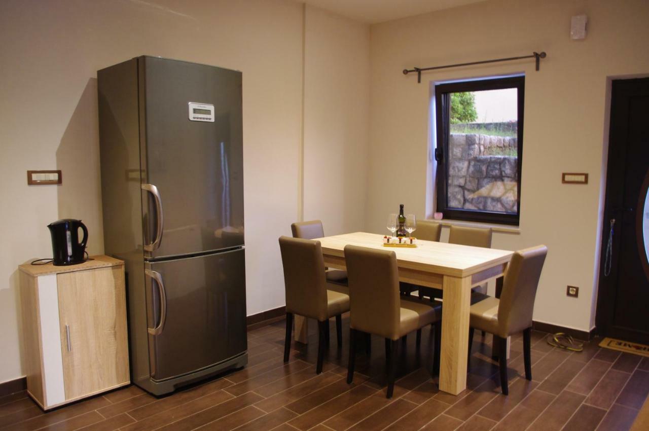Apartment Verano Njivice Εξωτερικό φωτογραφία